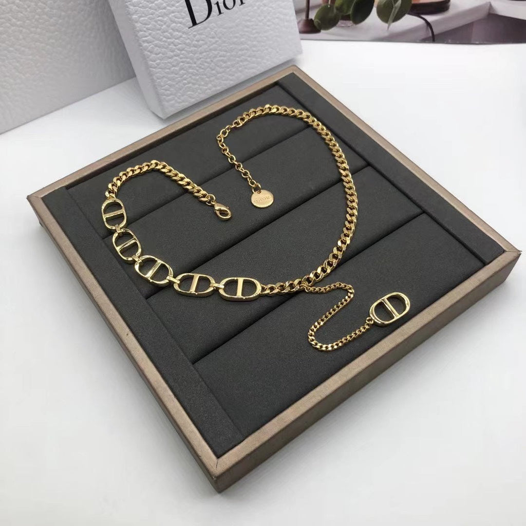 Anum Bags Necklace DIR007