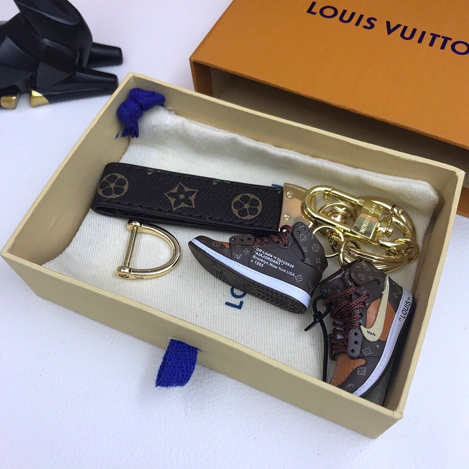 Anum Bags Keychains LUV 009