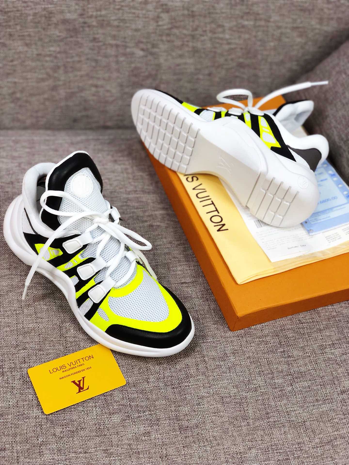 Anum Bags LUV Archlight Black White Yellow Sneaker