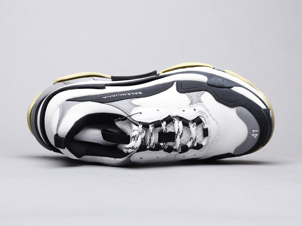 Ezyycart Bags Bla Triple-S Black And White Sneaker