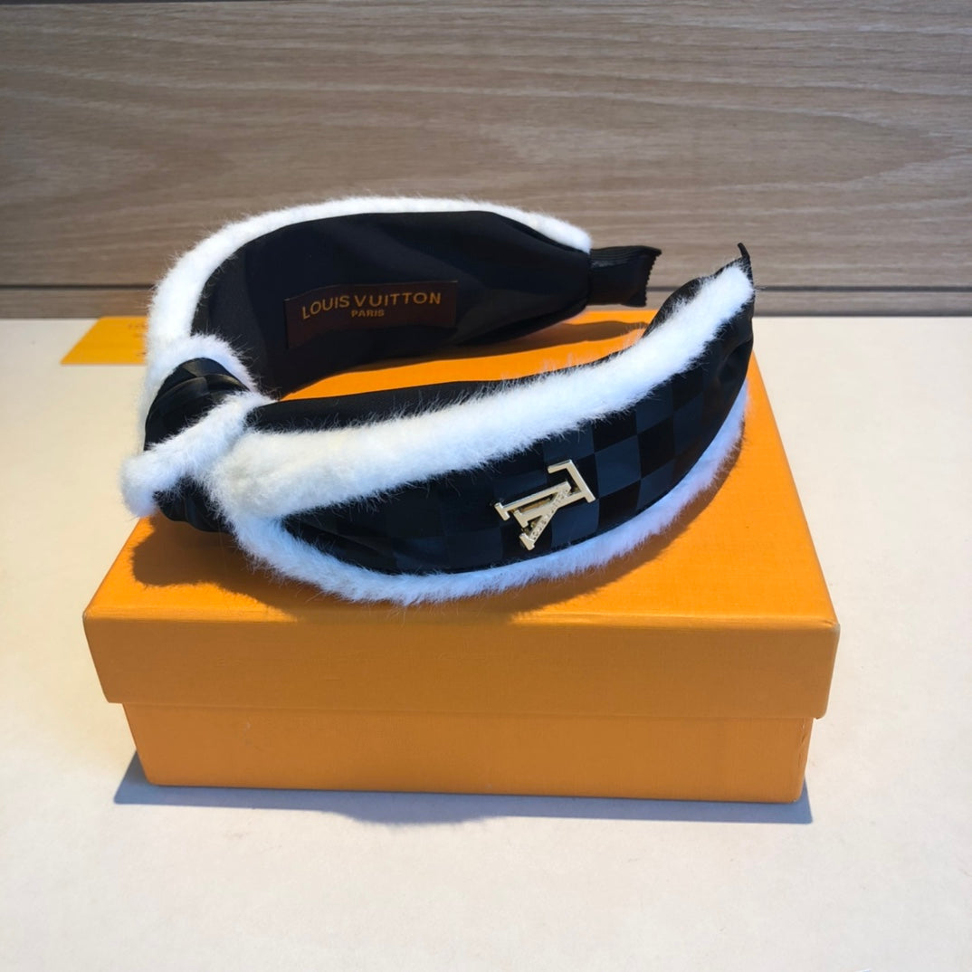 Anum Bags New Hair Band LUV 014