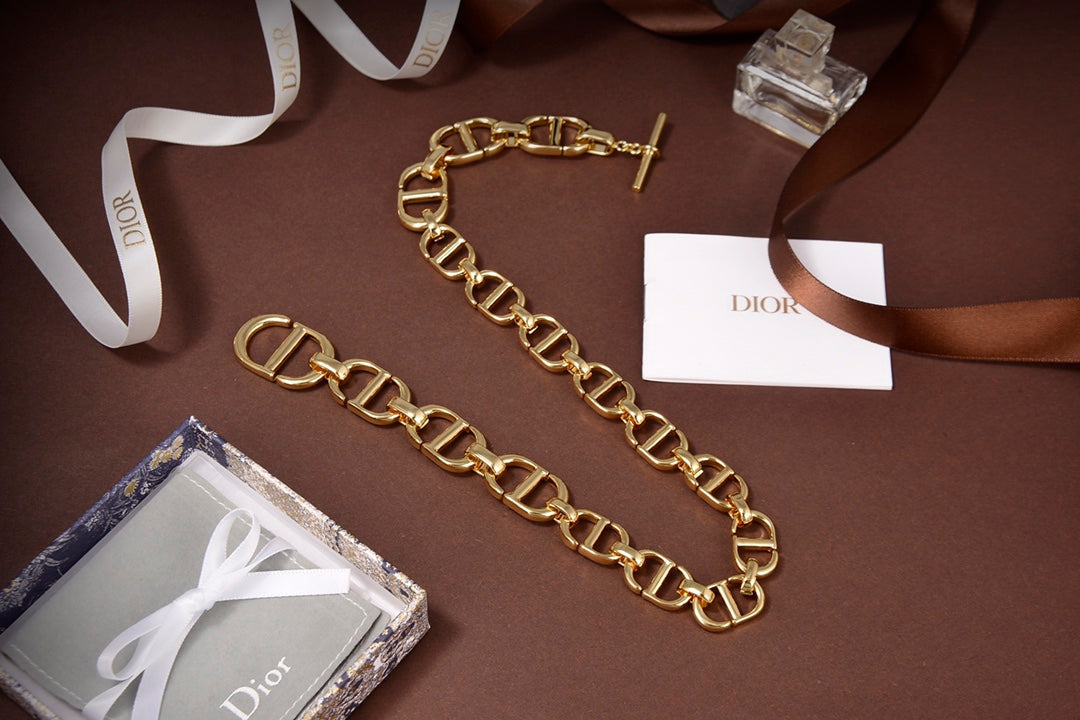 Anum Bags Necklace DIR014