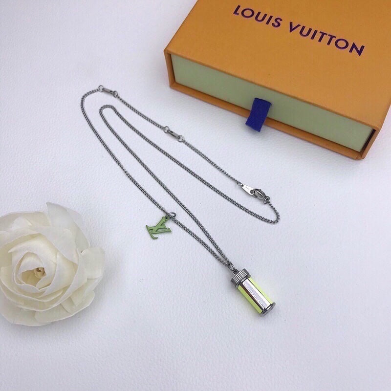 Anum Bags Necklace LUV003