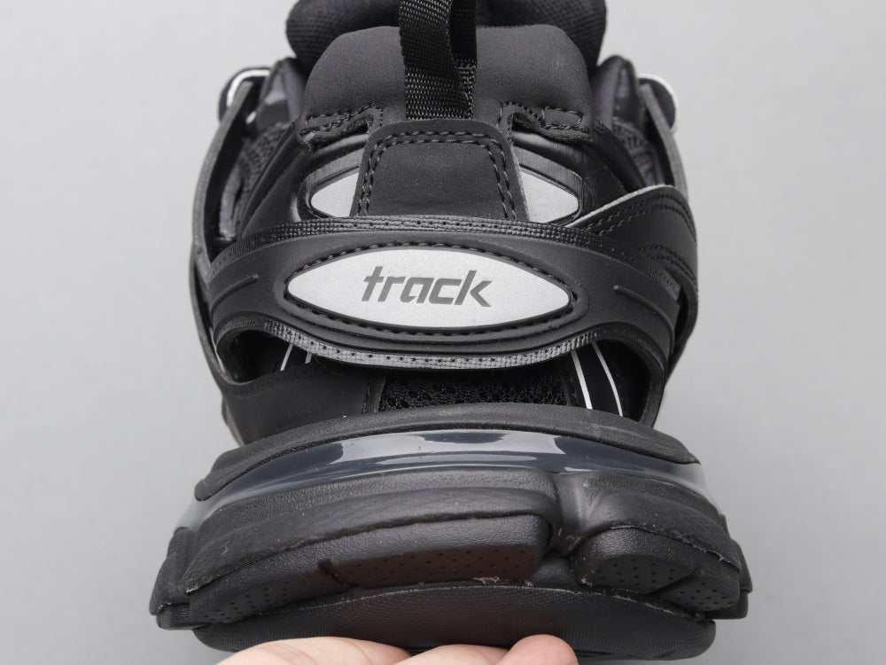 Ezyycart Bags Bla Track Generation DV Sneaker