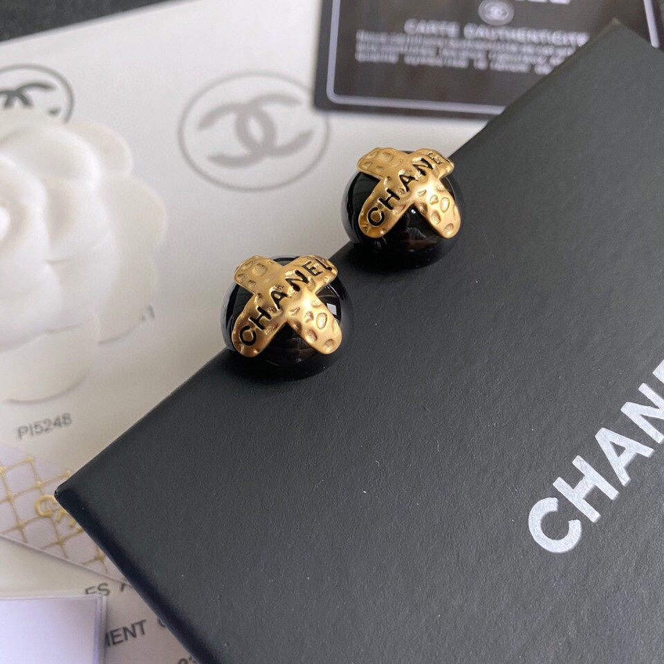 Anum Bags Earring CHL 004