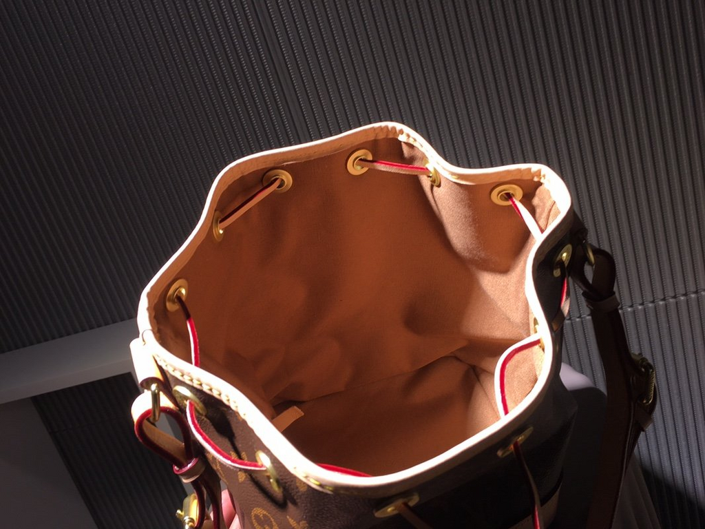Anum Bags Elite Carryalls