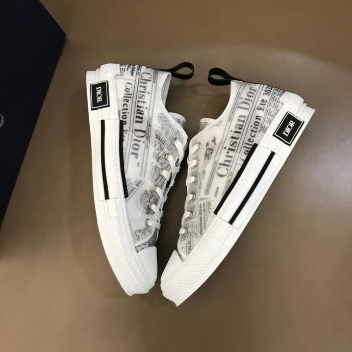 Anum Bags DIR B23 Newspaper LOW-TOP SNEAKER