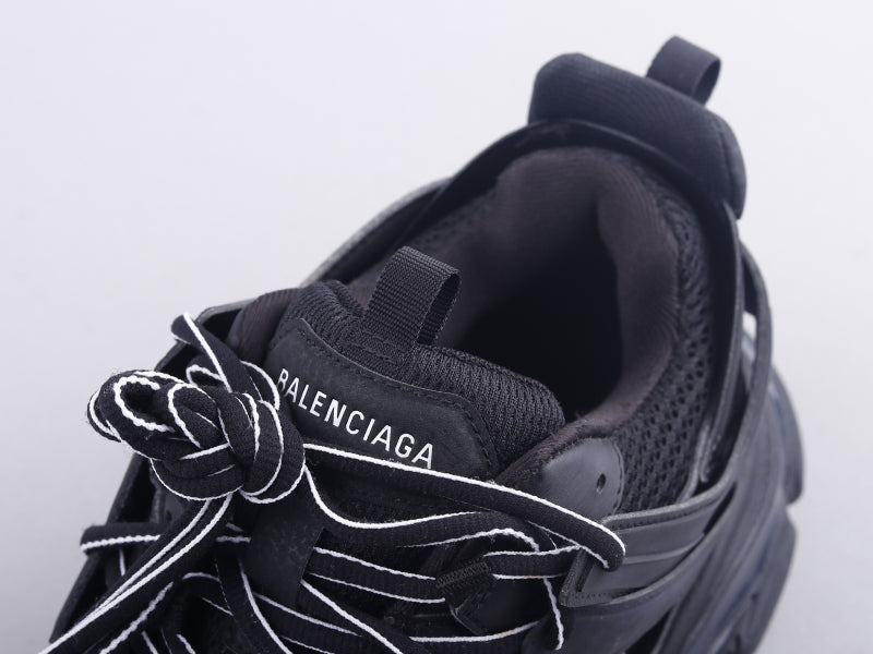 Ezyycart Bags Bla Track Three Generations Sneaker