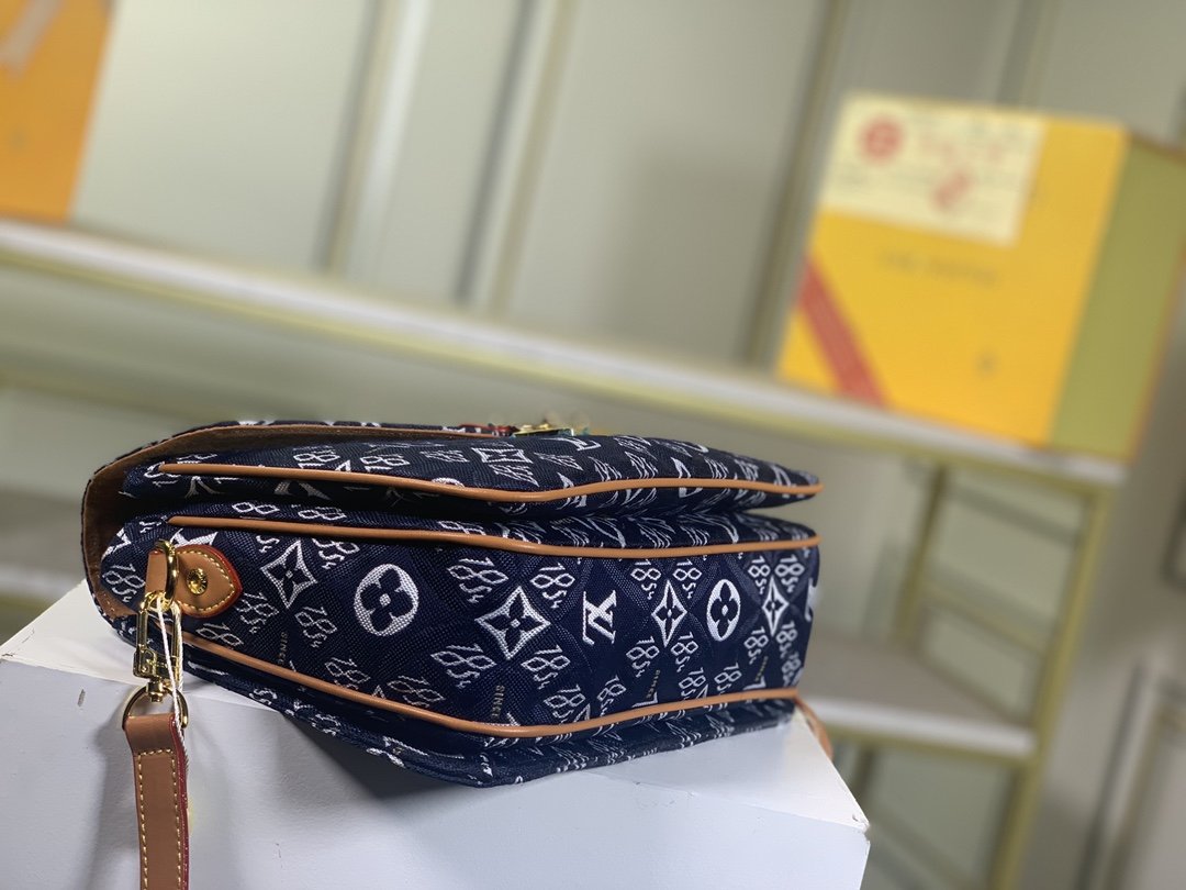 Anum Bags Bags LUV 111