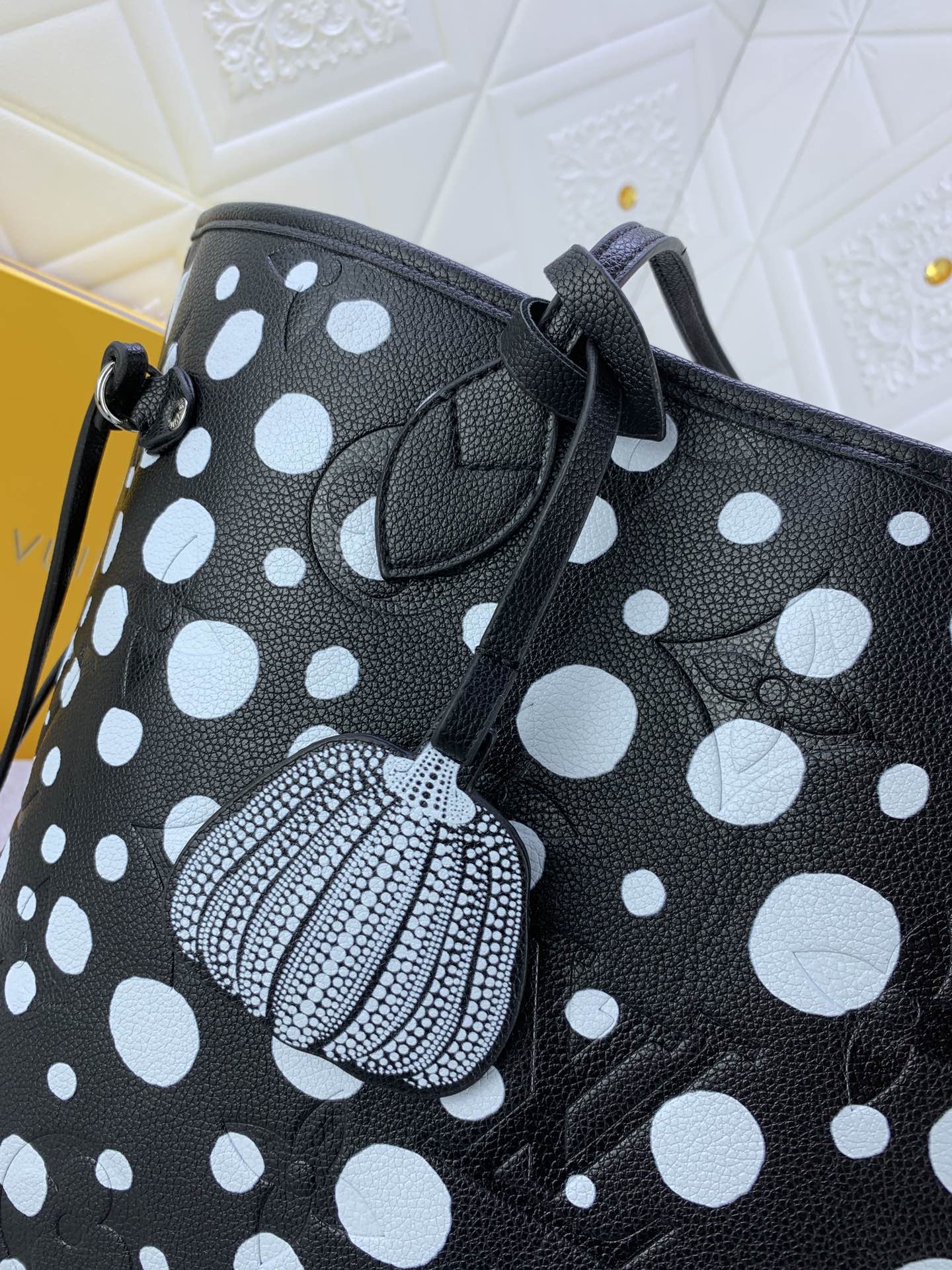 Anum Bags Mo - Bag LUV 653