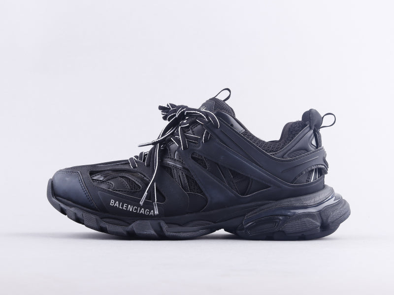 Ezyycart Bags Bla Track Three Generations Sneaker