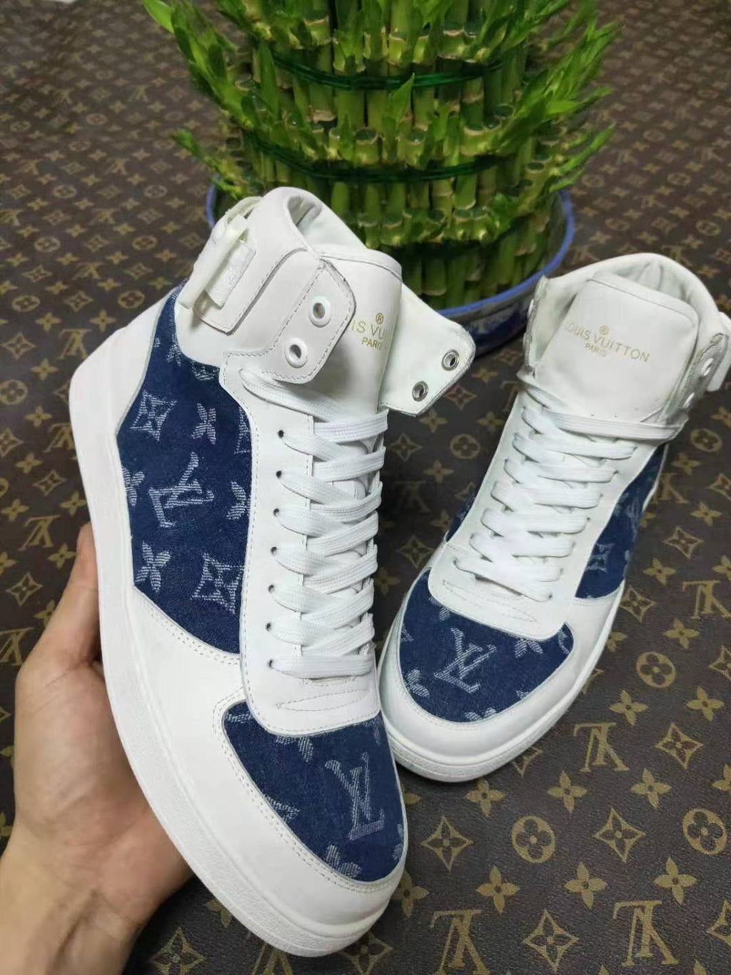 Anum Bags Luv Rivoli White Blue Sneaker