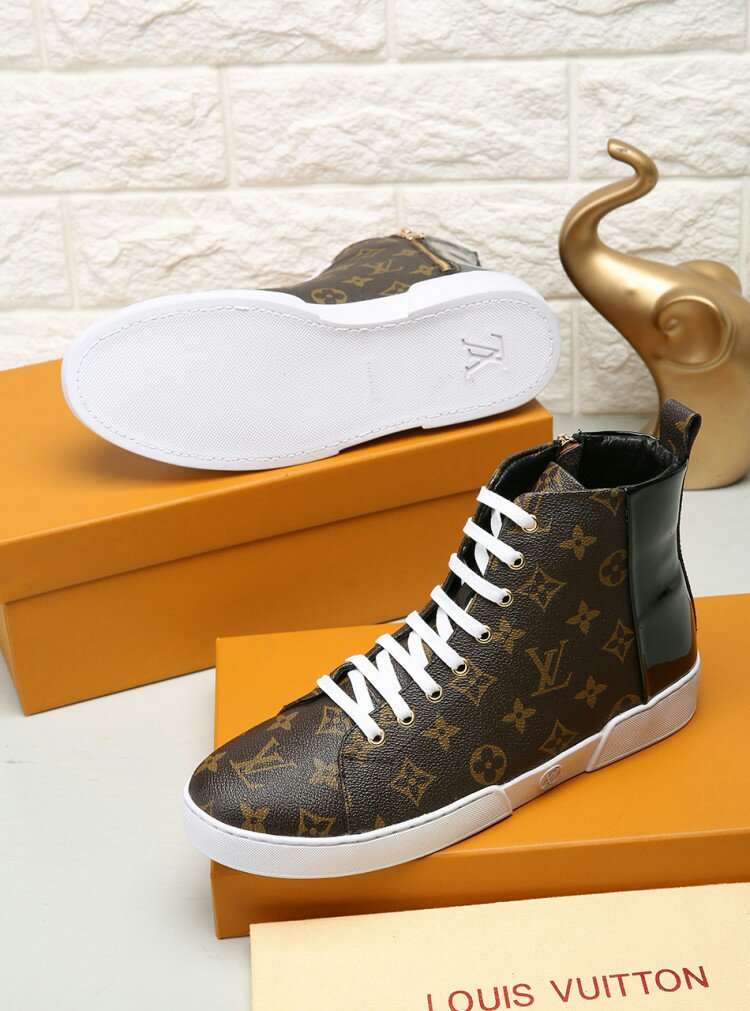 Anum Bags LUV Stellar Trainer Boot Sneaker