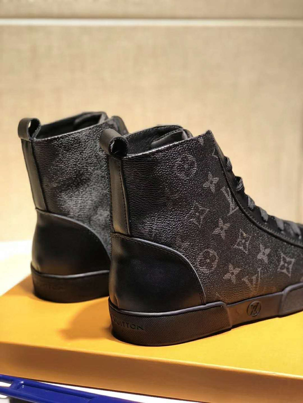 Anum Bags Luv Sneaker 074