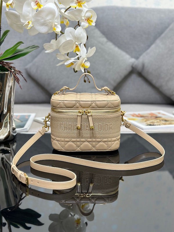 Anum Bags MV - Dir Bags - 066