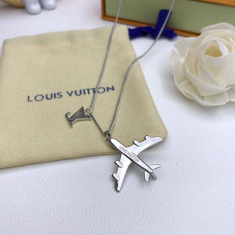 Anum Bags Necklace LUV013