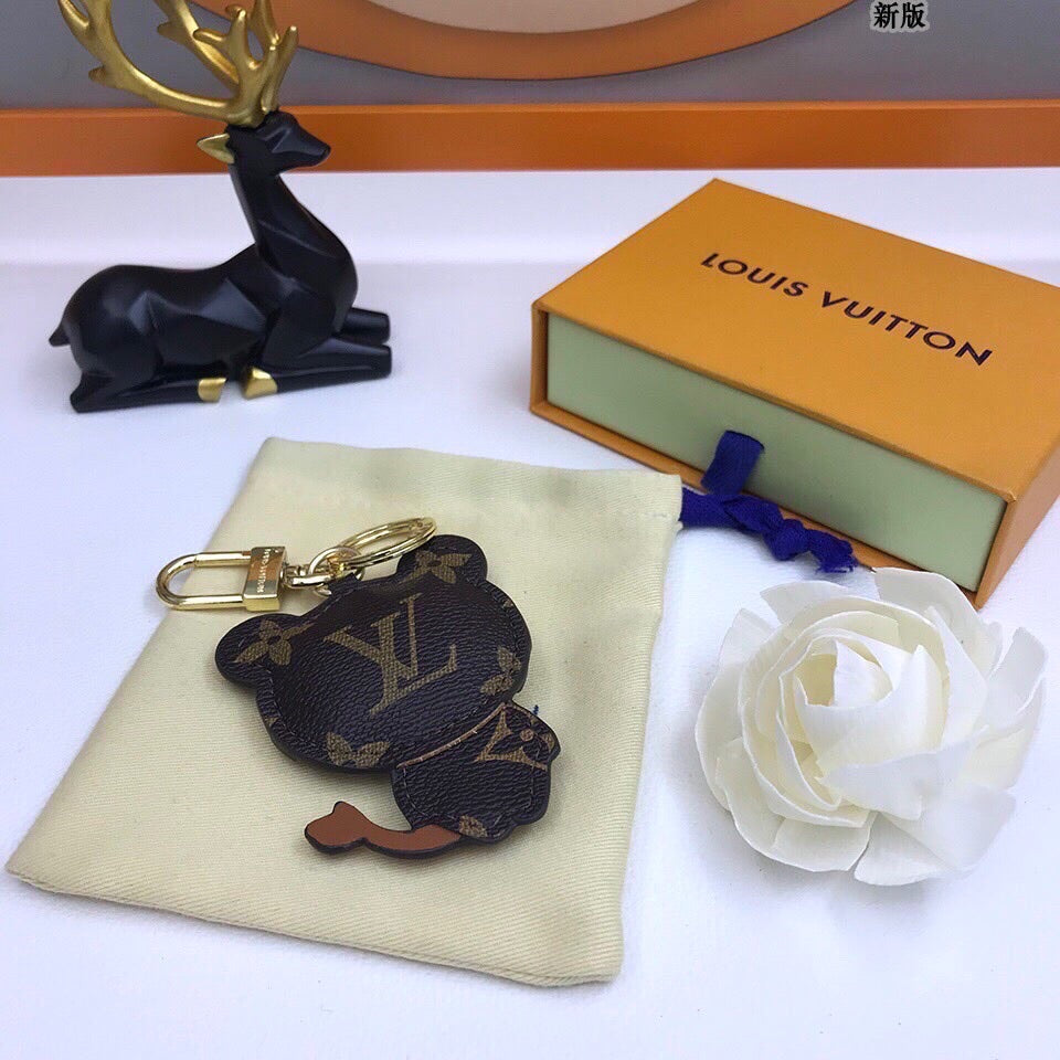 Anum Bags Keychains LUV 020