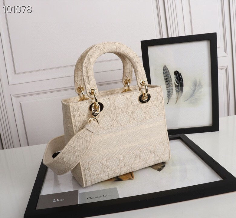 Anum Bags MV - Dir Bags - 086