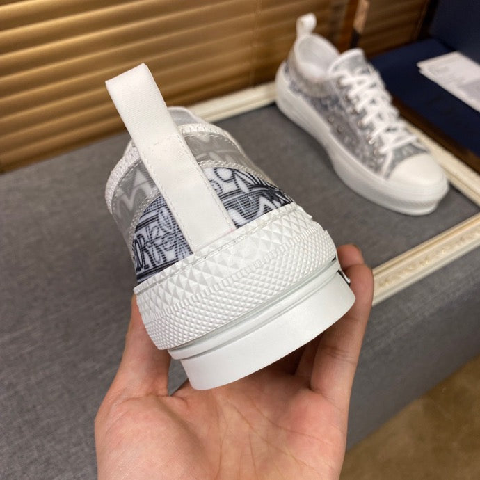Anum Bags DIR B23 White and Black LOW-TOP SNEAKER