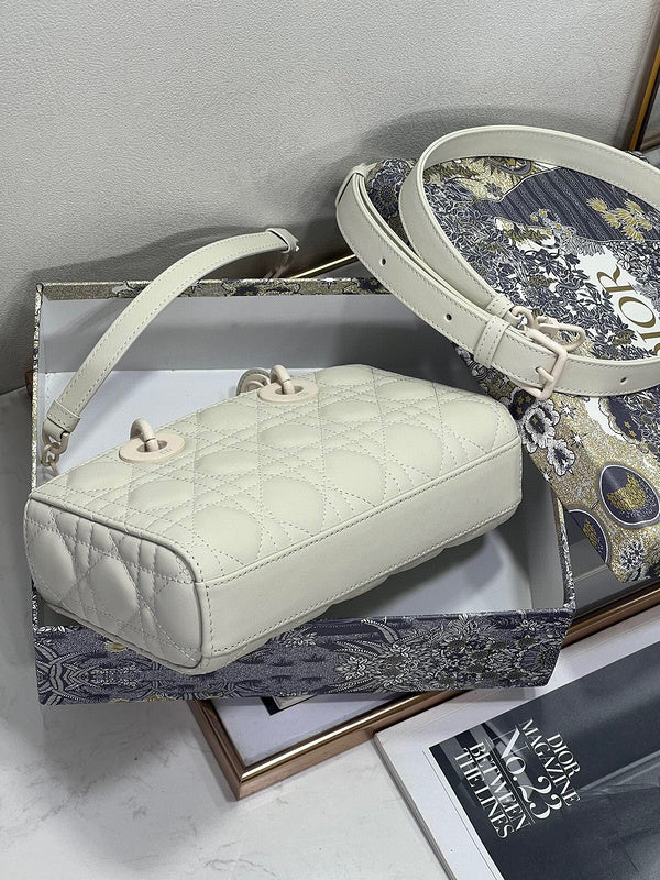 Anum Bags MV - Dir Bags - 512
