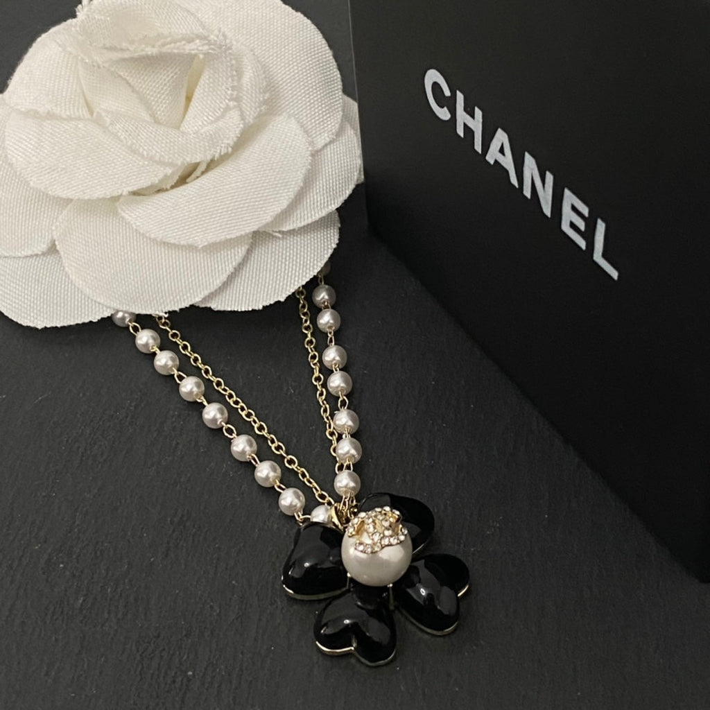 Anum Bags MO -Necklace CHL013