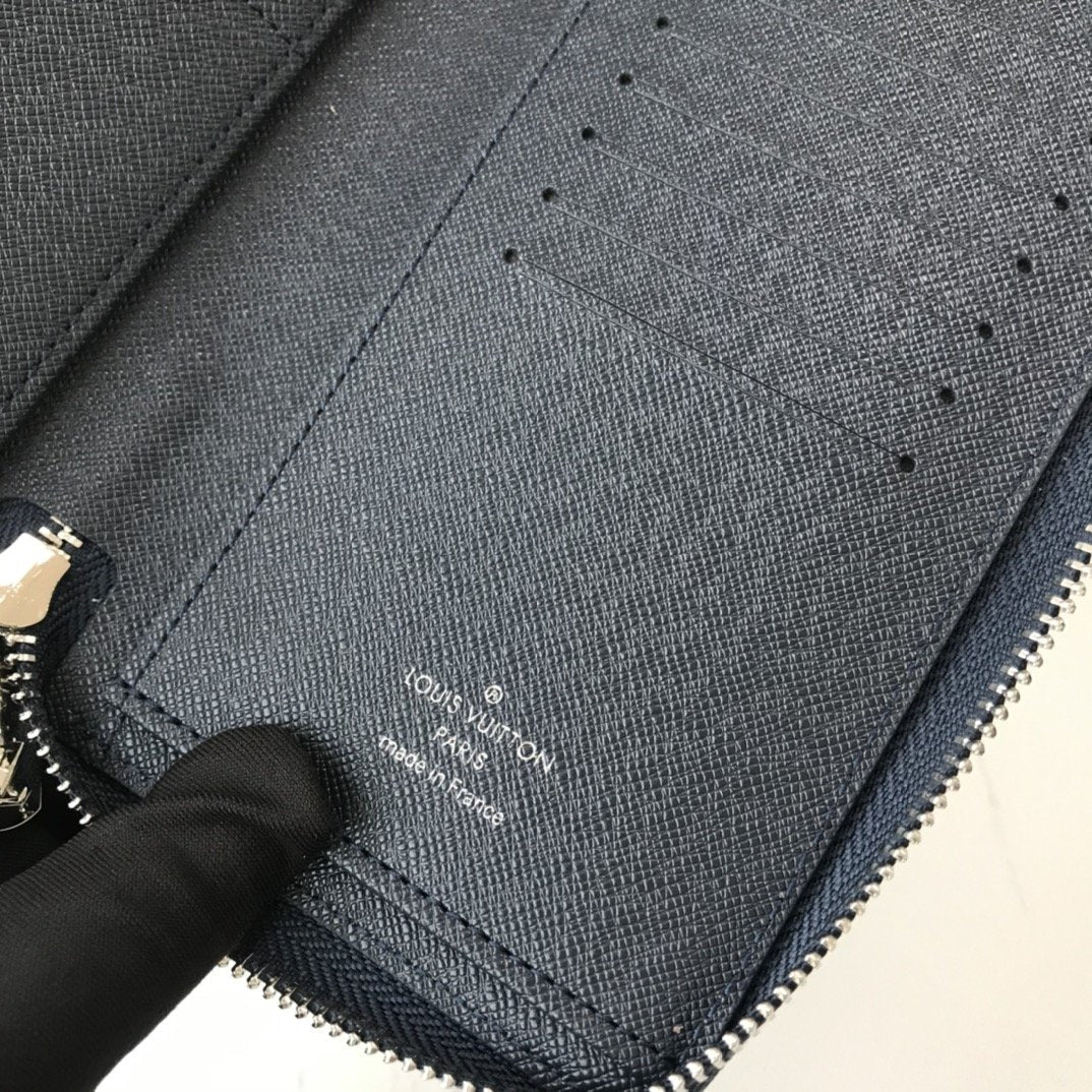 Anum Bags Wallet LUV 009
