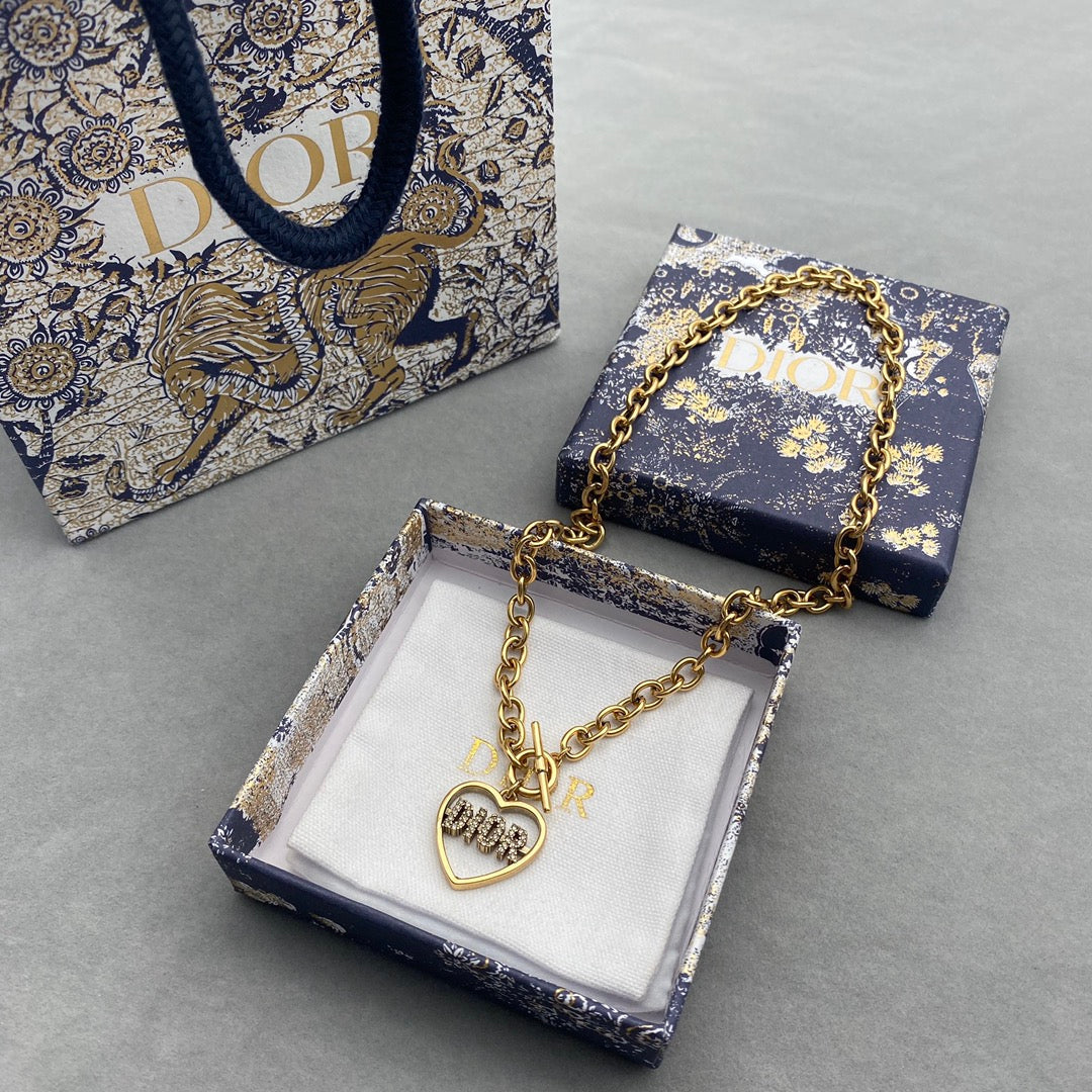 Anum Bags Necklace DIR009