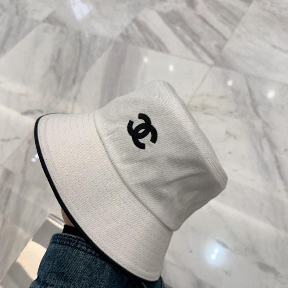 Anum Bags CHL BUCKET HAT COCO MARK HAT WHITE