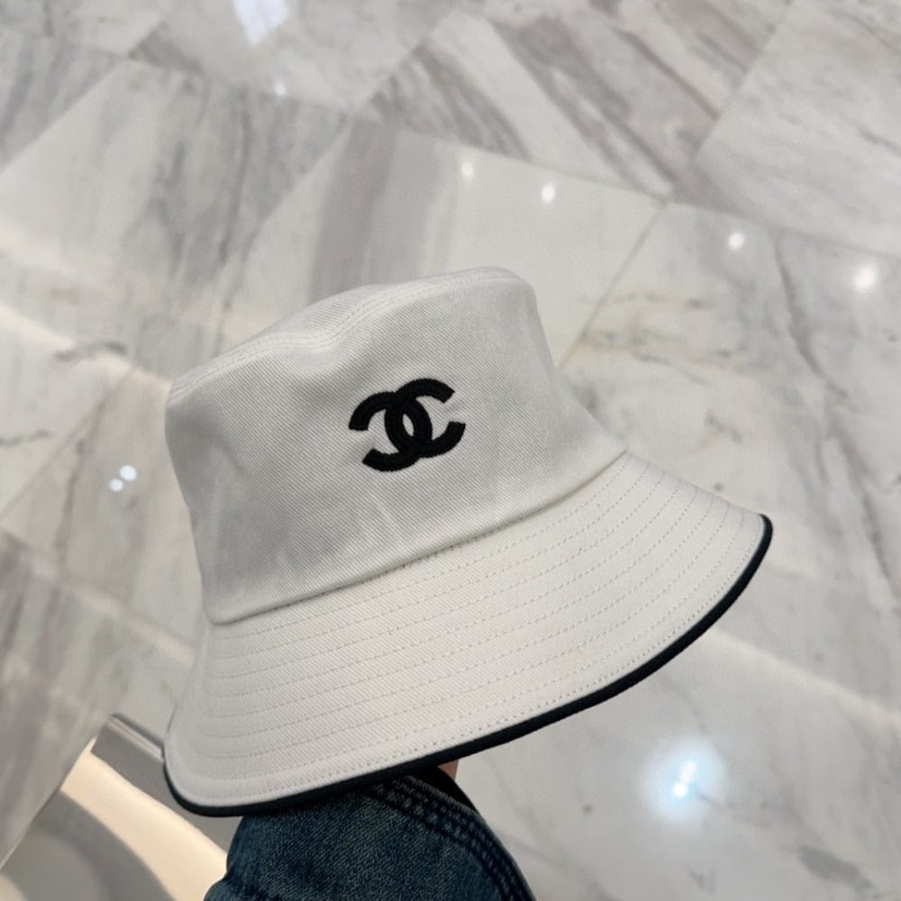 Anum Bags CHL BUCKET HAT COCO MARK HAT WHITE