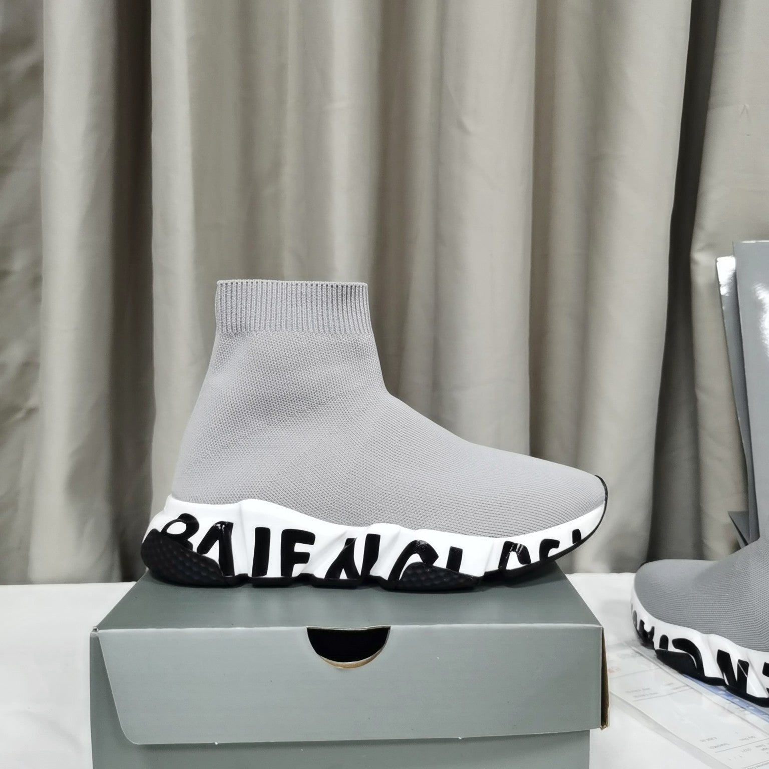 Ezyycart Bags Bla Speed Print Stretch Knit Sneakers