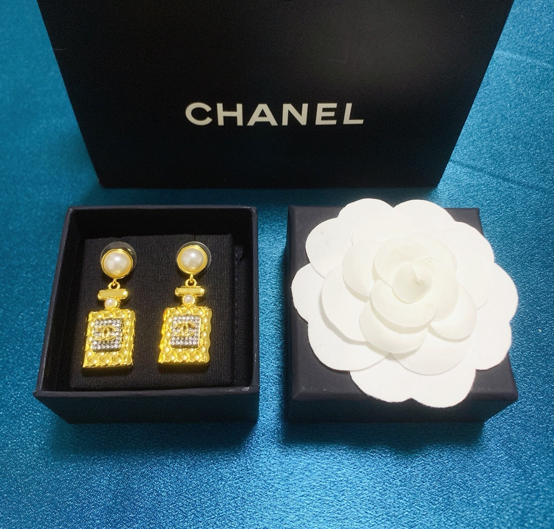 Anum Bags Earring CHL 071