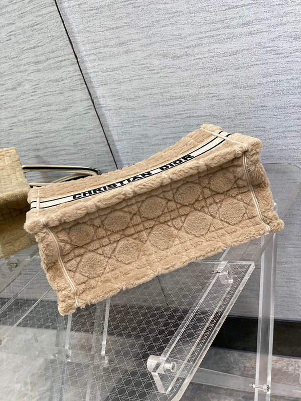 Anum Bags MV - Dir Bags - 1908
