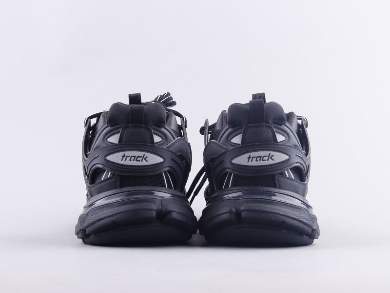Ezyycart Bags Bla Track Three Generations Sneaker