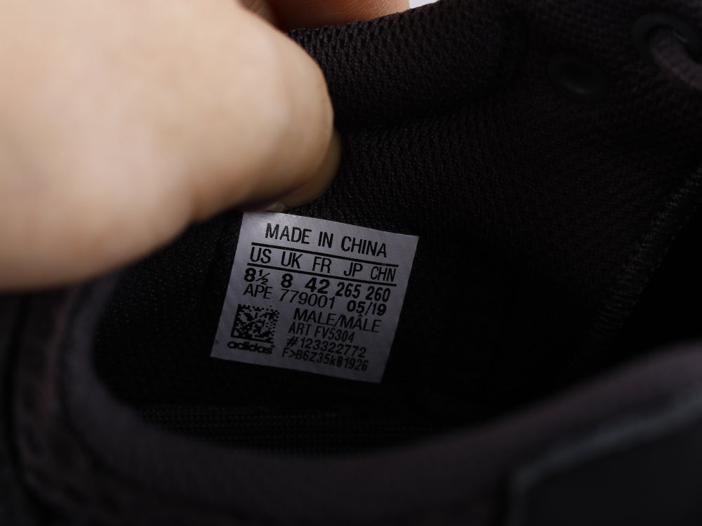 Ezyycart Bags Yzy 700 Raw Rubber Black Sneaker