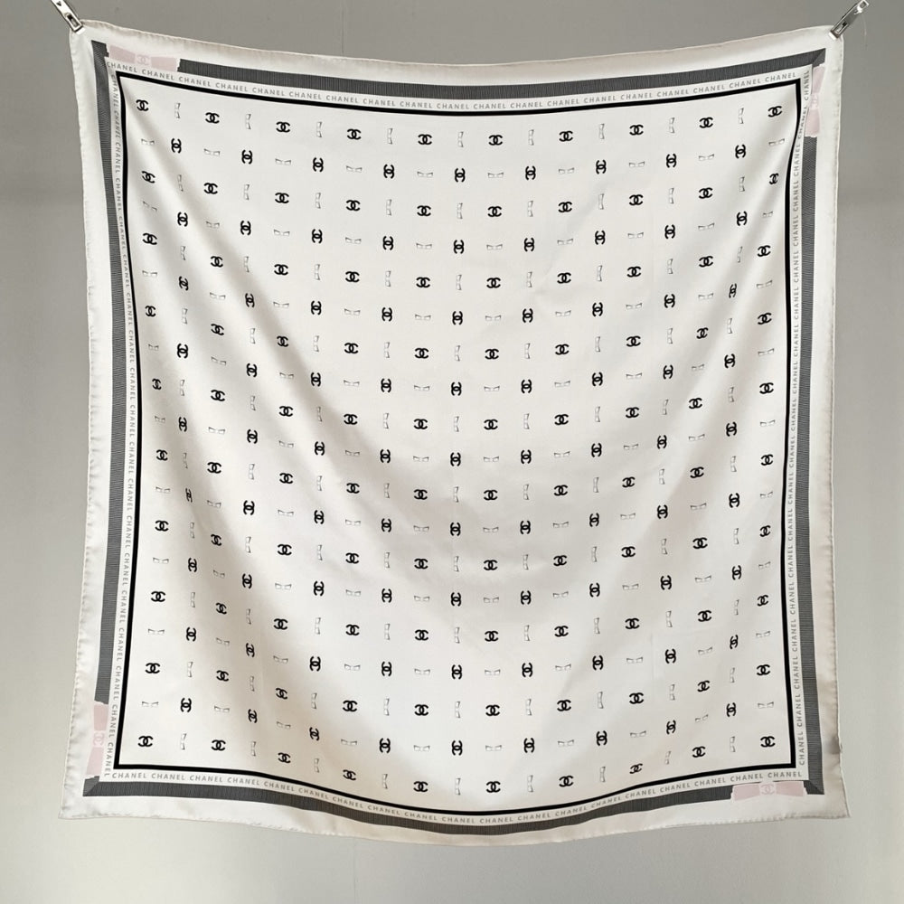 Anum Bags CHL SQUARE SCARF JACQUARD SILK TWILL IN ECRU BLACK AND LIGHT PINK 90CM AAA777 B19447 NAFFT