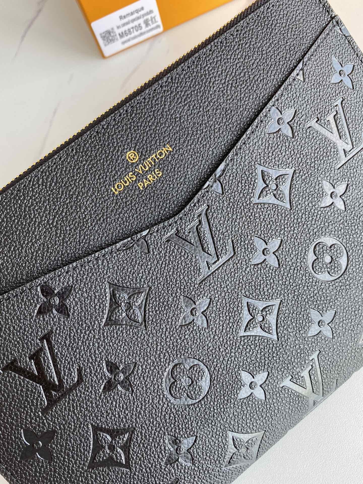 Anum Bags Wallet LUV 064