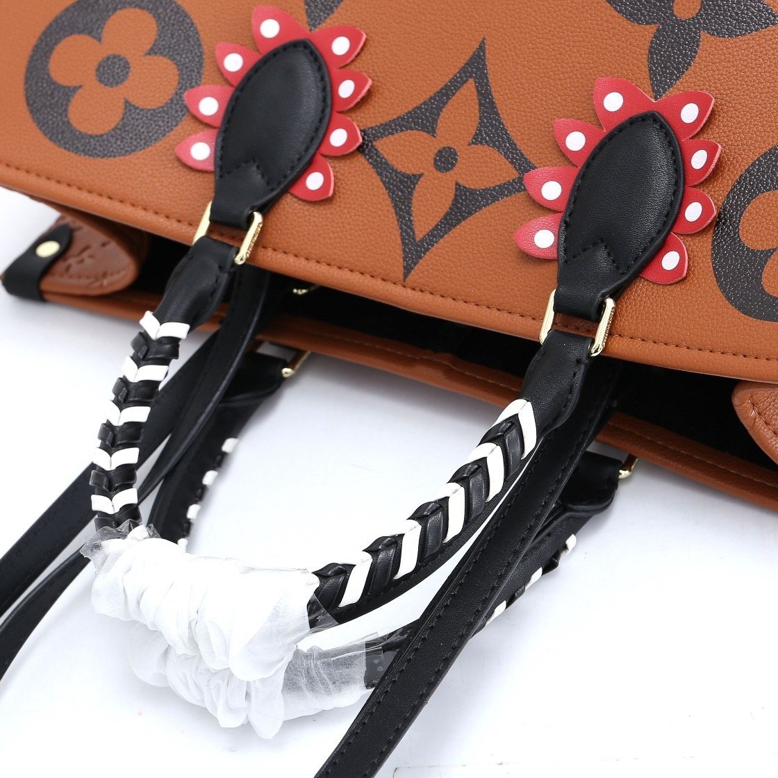 Anum Bags Bags LUV 042