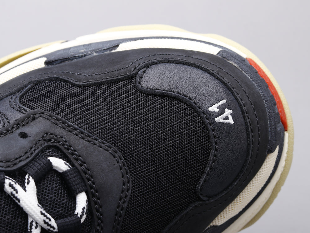 Ezyycart Bags Bla Triple S Black and Red Sneaker