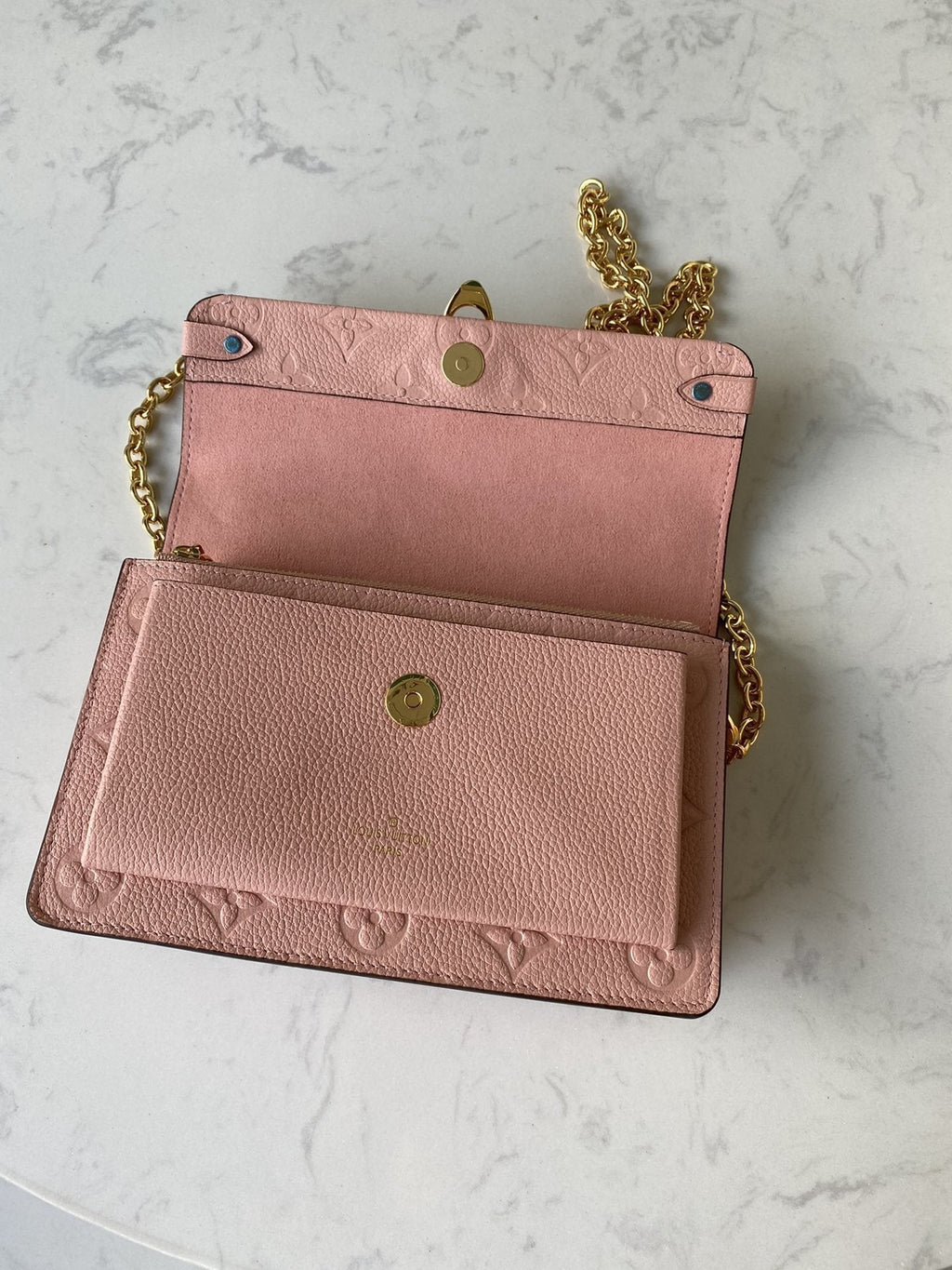 Anum Bags Wallet LUV 087