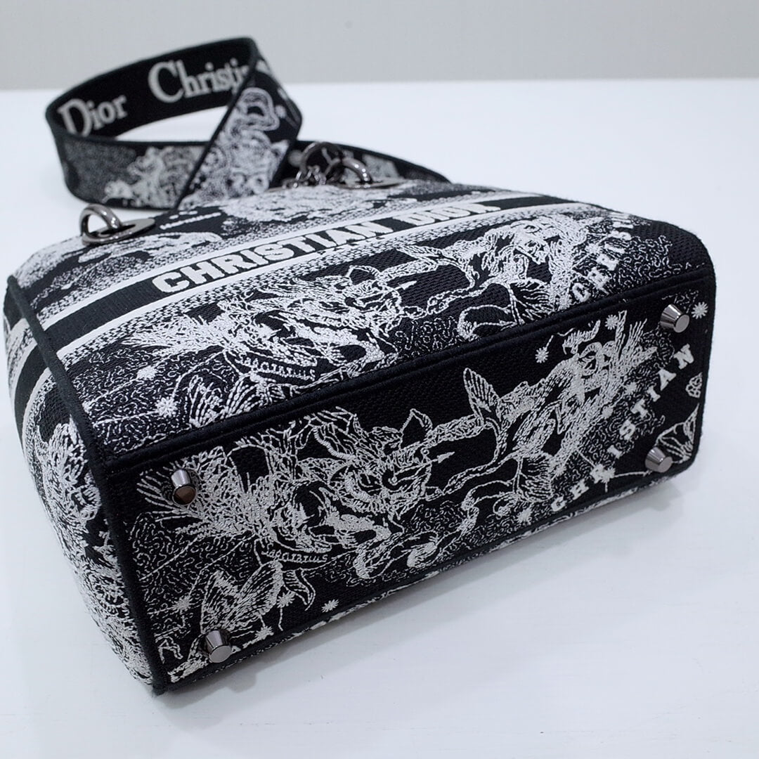 Ezyycart Bags DIR 44532 Lady D-Lite Reverse black and white 24CM