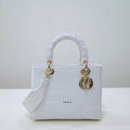 Ezyycart Bags DIR 44532 Lady D10 D-Lite Reverse dirty white 24CM