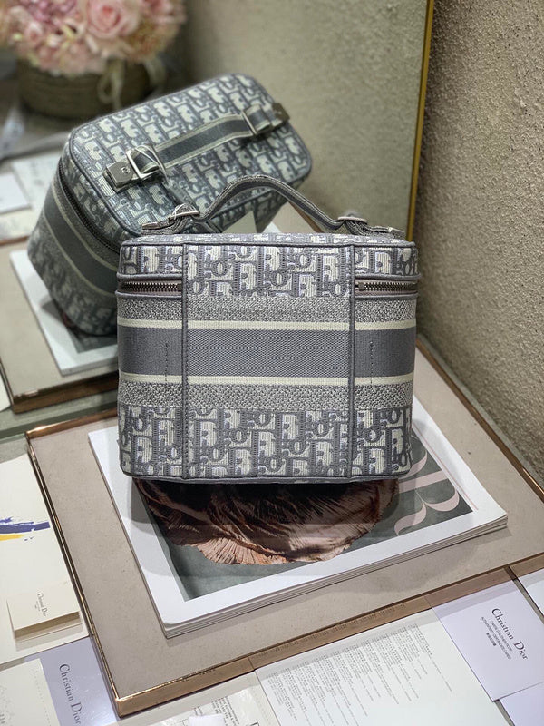 Anum Bags MV - Dir Bags - 1936