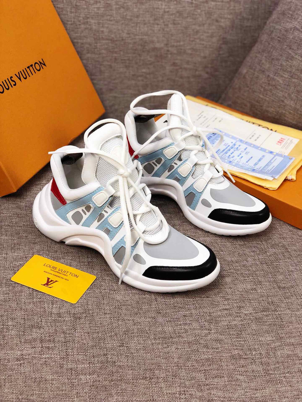 Anum Bags LUV Archlight White Black Sneaker