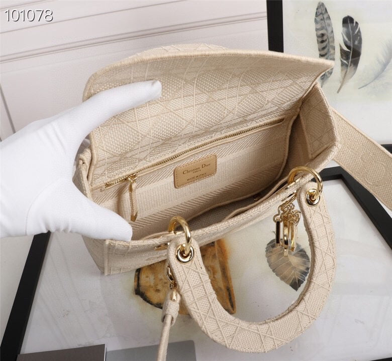 Anum Bags MV - Dir Bags - 086