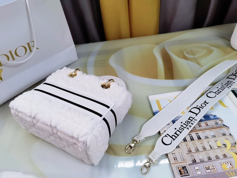 Anum Bags MV - Dir Bags - 074