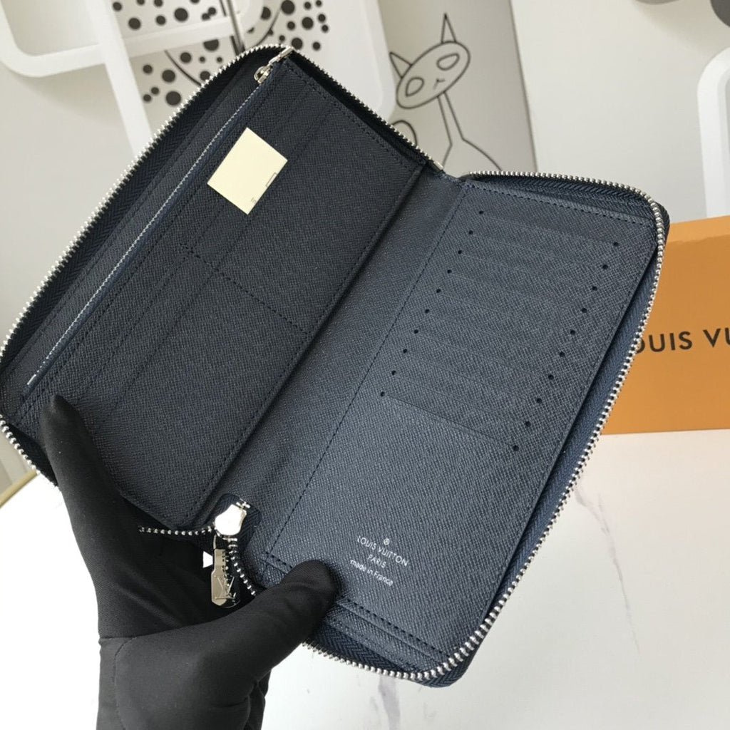 Anum Bags Wallet LUV 009