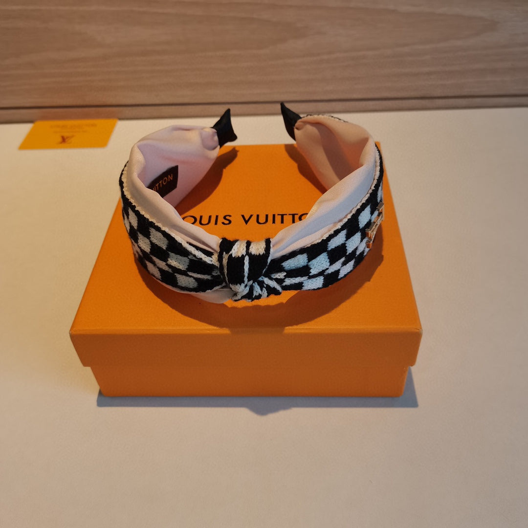 Anum Bags New Hair Band LUV 011