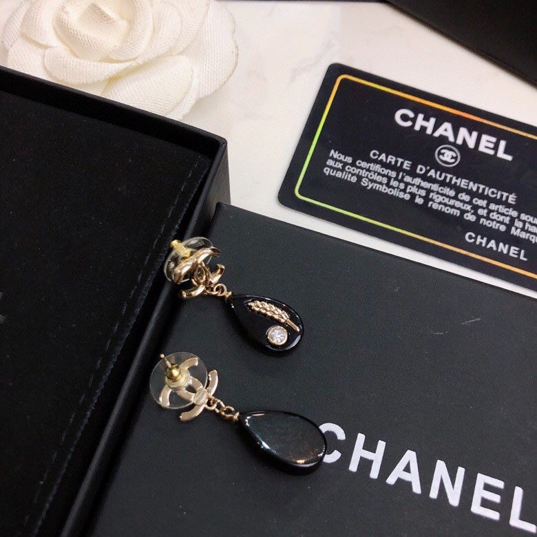 Anum Bags Earring CHL 015