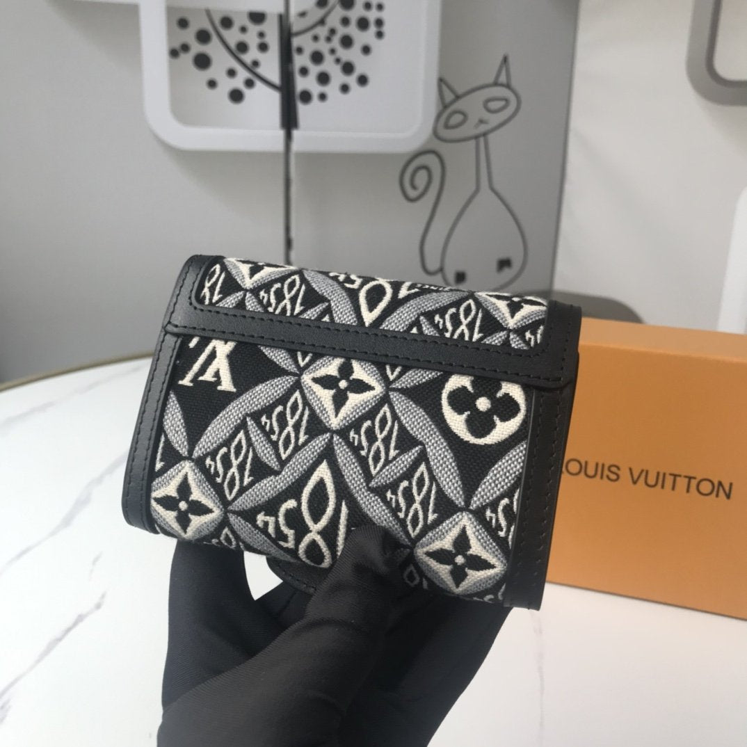 Anum Bags Wallet LUV 024
