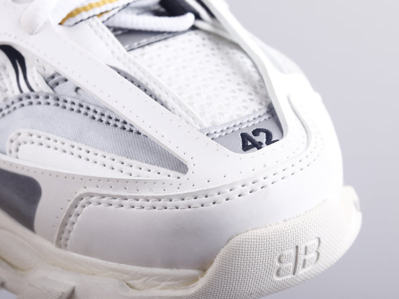 Ezyycart Bags Bla Track Three Generations Sneaker